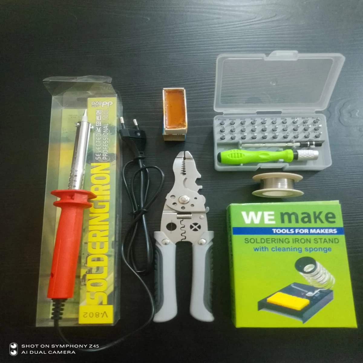 Combo Set 6 in 1  Cable Cutter Pliers , Soldering Iron, 32 in1 Screwdriver Set, Solid Rosin, Rang Wire,  Soldering Iron Stand