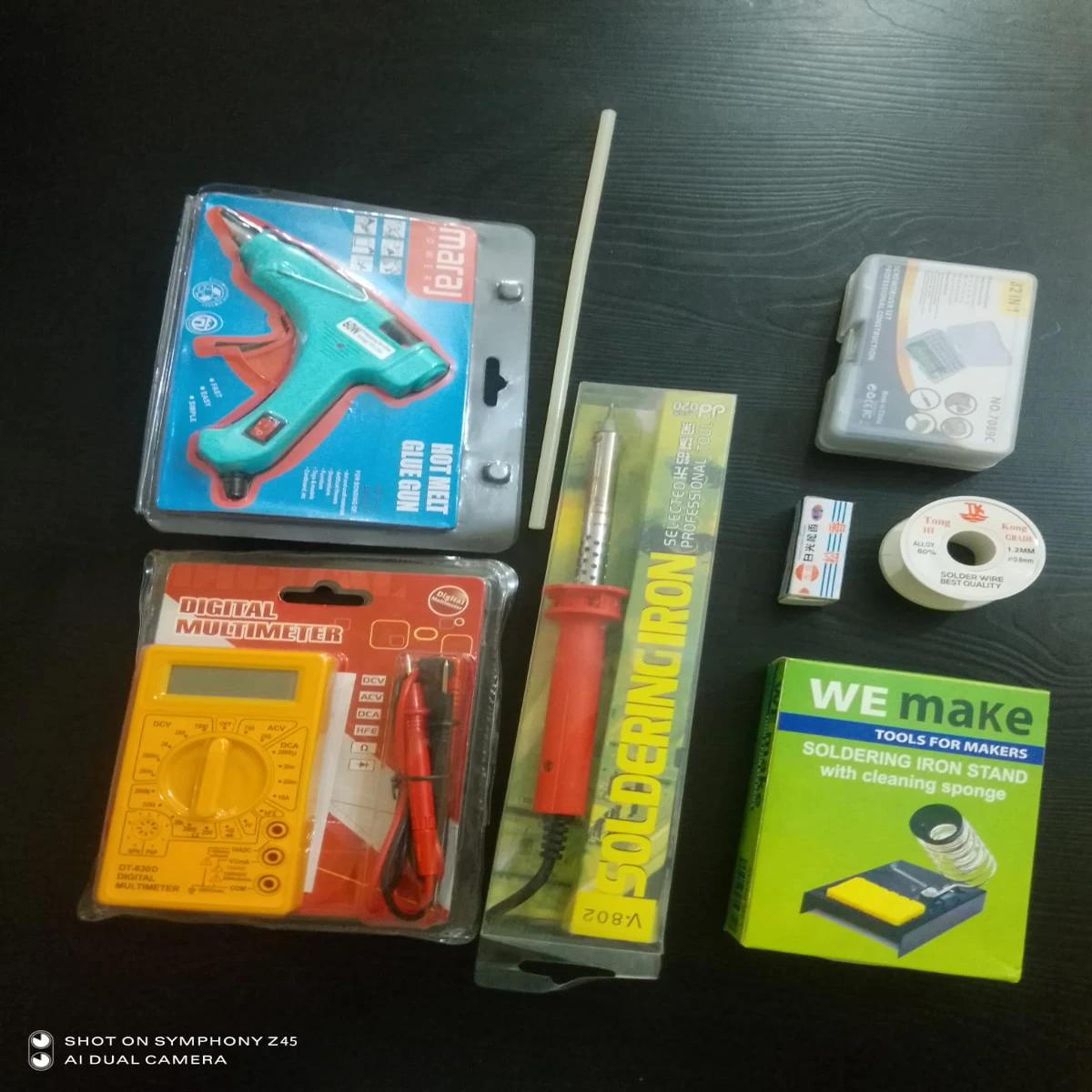 Combo Set : 8 in 1 = DIGITAL MULTIMETER, Soldering Iron, Soldering Iron Stand, Glue Gun, Glue, 32 in1 Screwdriver Set, Solid Rosin, Rang Wire,