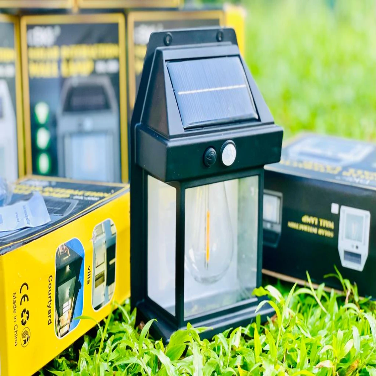 Solar Interaction Wall Lamp